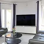 Apartment Family-friendly With Swimming Pool Zecevo Rtic, - 8366 Rogoznica (Sibenik-Knin)