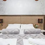 Family-friendly With Swimming Pool Zecevo Rtic, - 8366 Rogoznica (Sibenik-Knin)