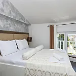 Apartment Family-friendly With Swimming Pool Zecevo Rtic, - 8366 Rogoznica (Sibenik-Knin)