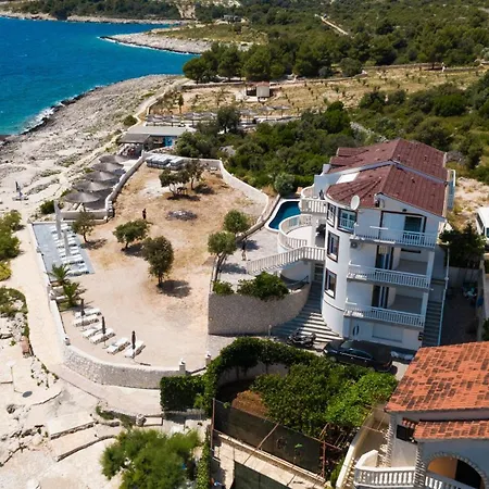 Family-friendly With Swimming Pool Zecevo Rtic, - 8366 Apartment Rogoznica (Sibenik-Knin)