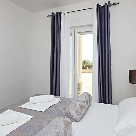 Seaside With A Swimming Pool Zecevo Rtic, - 8366 Διαμέρισμα *