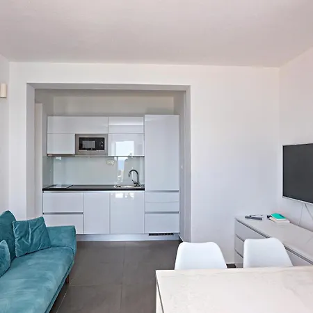 Family-friendly With Swimming Pool Zecevo Rtic, - 8366 Apartman *