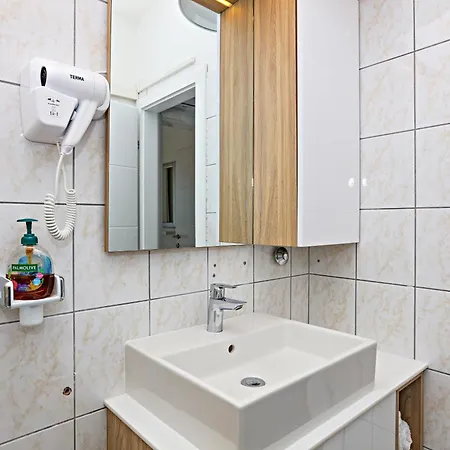 Διαμέρισμα Seaside With A Swimming Pool Zecevo Rtic, - 8366 Rogoznica (Sibenik-Knin)