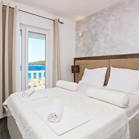 Family-friendly With Swimming Pool Zecevo Rtic, - 8366 Apartman Rogoznica (Sibenik-Knin)