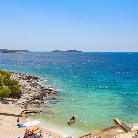 Seaside With A Swimming Pool Zecevo Rtic, - 8366 Rogoznica (Sibenik-Knin)
