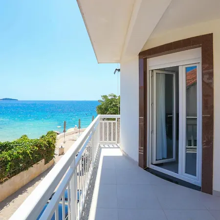 Family-friendly With Swimming Pool Zecevo Rtic, - 8366 Rogoznica (Sibenik-Knin)