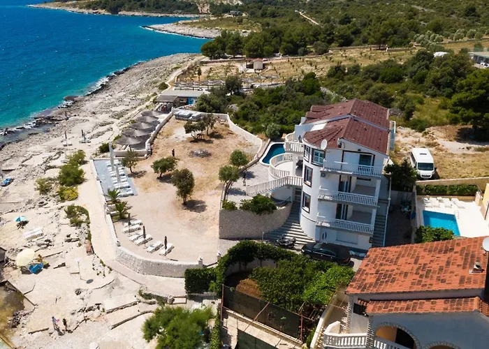 Family-friendly With Swimming Pool Zecevo Rtic, - 8366 Lejlighed Rogoznica (Sibenik-Knin)