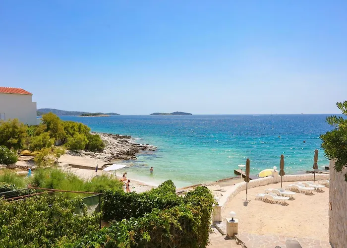 Family-friendly With Swimming Pool Zecevo Rtic, - 8366 Rogoznica (Sibenik-Knin)