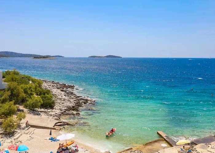 Family-friendly With Swimming Pool Zecevo Rtic, - 8366 Rogoznica (Sibenik-Knin)