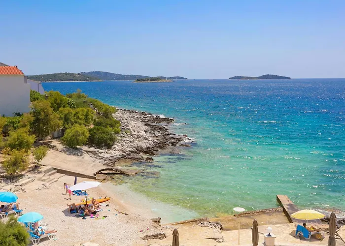 Family-friendly With Swimming Pool Zecevo Rtic, - 8366 Rogoznica (Sibenik-Knin)